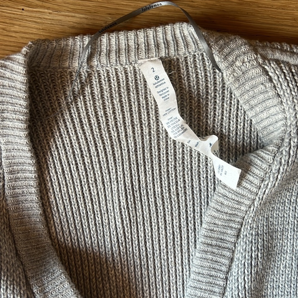 Lululemon grey open cardigan, size 2 - Picture 2 of 4